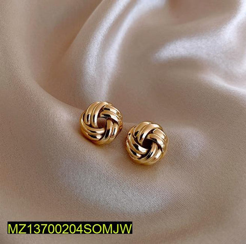 Elegant Gold Knot Stud Earrings for Women – Korean Minimalist Style