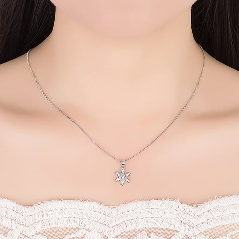 Luxury Snowflake Crystal Pendant Necklace for Women – Silver Zircon Korean Jewelry