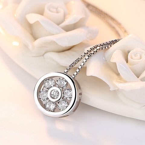 Luxury Crystal Flower Pendant Necklace for Women – Silver Zircon Korean Jewelry